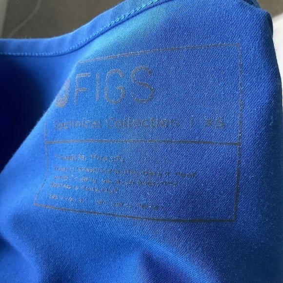 FIGS Technical Collection Scrub Top XS  Pockets FW1100 - Picture 6 of 13